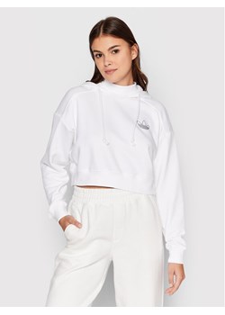 adidas Bluza HK5170 Biały Loose Fit ze sklepu MODIVO w kategorii Bluzy damskie - zdjęcie 181043675