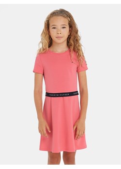 Tommy Hilfiger Sukienka codzienna Essential Skater KG0KG07776 D Różowy Regular Fit ze sklepu MODIVO w kategorii Sukienki dziewczęce - zdjęcie 181045955