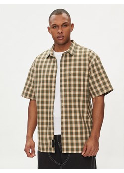 Vans Koszula Hadley Ss Woven VN000G76 Écru Regular Fit ze sklepu MODIVO w kategorii Koszule męskie - zdjęcie 181046338