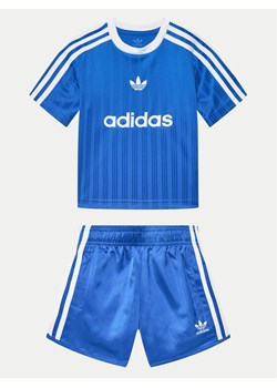 adidas Komplet t-shirt i spodenki Football JC9167 Niebieski Regular Fit ze sklepu MODIVO w kategorii Komplety chłopięce - zdjęcie 181046676