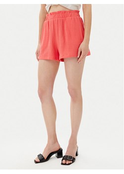 Vero Moda Szorty materiałowe Natali 10279687 Różowy Baggy Fit ze sklepu MODIVO w kategorii Szorty - zdjęcie 181046896