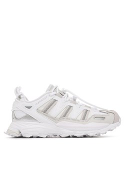 adidas Sneakersy Hyperturf GY9410 Biały ze sklepu MODIVO w kategorii Buty sportowe męskie - zdjęcie 181047707