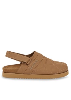 Tommy Hilfiger Klapki Warm Hilfiger Mule Sandal FM0FM04773 Brązowy ze sklepu MODIVO w kategorii Kapcie męskie - zdjęcie 181048169