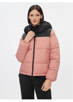 4F Kurtka zimowa 4FAW23TDJAF230 Koralowy Regular Fit ze sklepu MODIVO w kategorii Kurtki damskie - zdjęcie 181048657