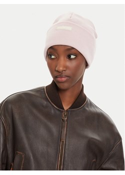 Calvin Klein Czapka Inst Patch Beanie K60K612322 Różowy ze sklepu MODIVO w kategorii Czapki zimowe damskie - zdjęcie 181049077