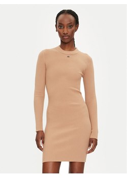 REPLAY Sukienka dzianinowa DK3319.000.G23370 Beżowy Slim Fit ze sklepu MODIVO w kategorii Sukienki - zdjęcie 181049287