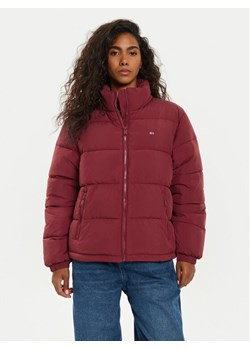 Tommy Jeans Kurtka puchowa Regatta DW0DW18827 Czerwony Regular Fit ze sklepu MODIVO w kategorii Kurtki damskie - zdjęcie 181050597