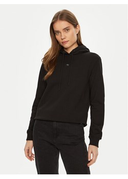 Calvin Klein Jeans Bluza J20J225085 Czarny Regular Fit ze sklepu MODIVO w kategorii Bluzy damskie - zdjęcie 181050939