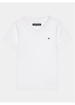 Tommy Hilfiger T-Shirt KB0KB04142 Biały Regular Fit - id: 0000201243886 - marki Tommy Hilfiger - 181051029 Tommy Hilfiger T-Shirt KB0KB04142 Biały Regular Fit ze sklepu MODIVO w kategorii T-shirty chłopięce - zdjęcie 181051029