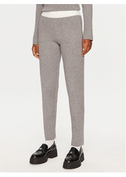 Deha Spodnie dzianinowe D12825 Szary Regular Fit - id: 0000304531071 - marki Deha - 181052206 Deha Spodnie dzianinowe D12825 Szary Regular Fit ze sklepu MODIVO w kategorii Spodnie damskie - zdjęcie 181052206