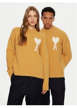 AMI PARIS Sweter UKS025.KN0032 Żółty Regular Fit ze sklepu MODIVO w kategorii Swetry męskie - zdjęcie 181052455