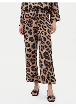 LOLA CASADEMUNT Spodnie materiałowe LS2514018 Brązowy Relaxed Fit ze sklepu MODIVO w kategorii Spodnie damskie - zdjęcie 181053517