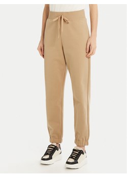 Weekend Max Mara Spodnie dresowe Olimpia 2515781031 Beżowy Regular Fit ze sklepu MODIVO w kategorii Spodnie damskie - zdjęcie 181054097