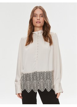Bruuns Bazaar Bluzka BBW3741 Écru Relaxed Fit ze sklepu MODIVO w kategorii Bluzki damskie - zdjęcie 181055656