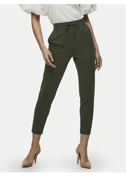 ONLY Spodnie materiałowe Poptrash 15115847 Khaki Regular Fit ze sklepu MODIVO w kategorii Spodnie damskie - zdjęcie 181055999