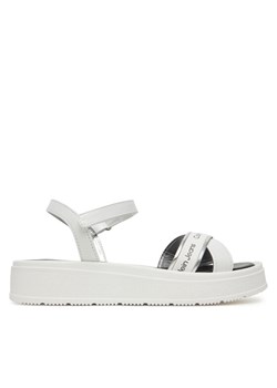 Calvin Klein Jeans Sandały V4A2-82054-0371X S Biały ze sklepu MODIVO w kategorii Sandały dziecięce - zdjęcie 181056196
