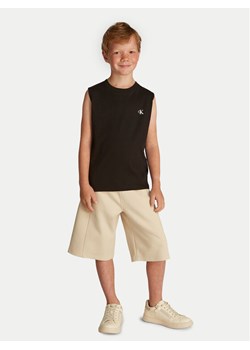 Calvin Klein Jeans Komplet 2 topów Monologo IB0IB02443 Kolorowy Regular Fit - id: 0000304682629 - marki Calvin Klein - 181057735 Calvin Klein Jeans Komplet 2 topów Monologo IB0IB02443 Kolorowy Regular Fit ze sklepu MODIVO w kategorii Komplety chłopięce - zdjęcie 181057735