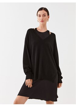TWINSET Sukienka codzienna Abito 232TP3211 Czarny Regular Fit ze sklepu MODIVO w kategorii Sukienki - zdjęcie 181059098
