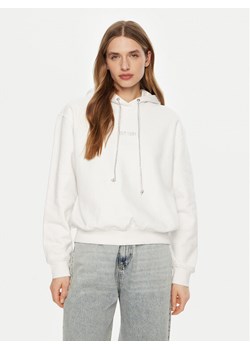 Guess Bluza W5RQ00 KBY51 Biały Regular Fit ze sklepu MODIVO w kategorii Bluzy damskie - zdjęcie 181060167