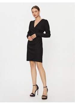 YAS Sukienka codzienna 26031704 Czarny Regular Fit ze sklepu MODIVO w kategorii Sukienki - zdjęcie 181060725