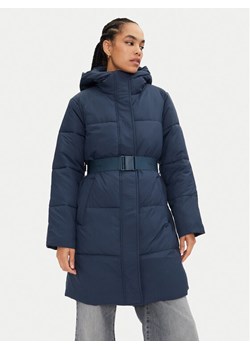 Calvin Klein Jeans Kurtka zimowa J20J224122 Granatowy Relaxed Fit ze sklepu MODIVO w kategorii Kurtki damskie - zdjęcie 181061925