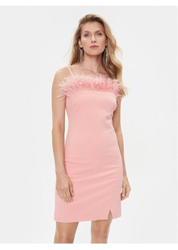 TWINSET Sukienka koktajlowa 232TP2490 Różowy Slim Fit ze sklepu MODIVO w kategorii Sukienki - zdjęcie 181062215