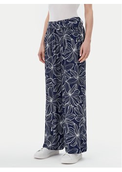 Olsen Spodnie materiałowe 14002153 Granatowy Relaxed Fit ze sklepu MODIVO w kategorii Spodnie damskie - zdjęcie 181062517