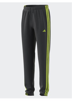 adidas Spodnie dresowe Train Essentials AEROREADY 3-Stripes Regular-Fit Joggers HZ0087 Szary Regular Fit ze sklepu MODIVO w kategorii Spodnie chłopięce - zdjęcie 181063107