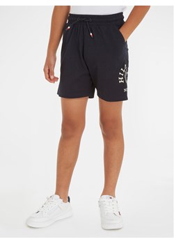 Tommy Hilfiger Szorty sportowe Monogram Wreath KB0KB09002 M Granatowy Regular Fit ze sklepu MODIVO w kategorii Spodenki chłopięce - zdjęcie 181063297