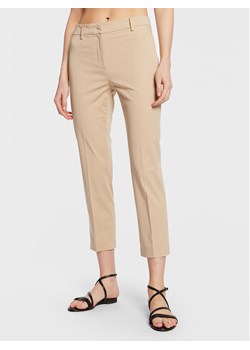 Weekend Max Mara Spodnie materiałowe Cecco 23513106 Beżowy Slim Fit ze sklepu MODIVO w kategorii Spodnie damskie - zdjęcie 181064157