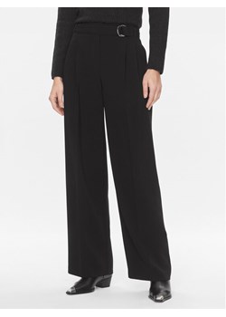 Boss Spodnie materiałowe Tapiana 50479405 Czarny Relaxed Fit ze sklepu MODIVO w kategorii Spodnie damskie - zdjęcie 181065826