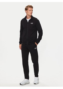 EA7 Emporio Armani Dres 8NPV61 PJVRZ 1200 Czarny Regular Fit ze sklepu MODIVO w kategorii Dresy męskie - zdjęcie 181065848