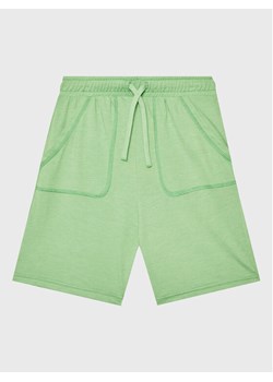 United Colors Of Benetton Szorty sportowe 37YKC901P Zielony Regular Fit ze sklepu MODIVO w kategorii Spodenki chłopięce - zdjęcie 181066306