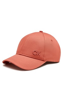 Calvin Klein Czapka z daszkiem Ck Daily K60K612000 Różowy ze sklepu MODIVO w kategorii Czapki z daszkiem damskie - zdjęcie 181066346