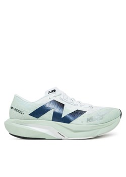 New Balance Buty do biegania FuelCell Rebel v4 MFCXCE4 Zielony ze sklepu MODIVO w kategorii Buty sportowe męskie - zdjęcie 181066546