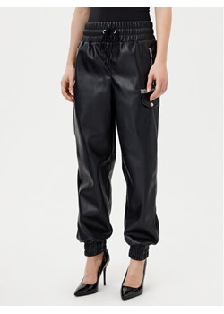 Karl Lagerfeld Jeans Spodnie z imitacji skóry A1W10059 Czarny Regular Fit ze sklepu MODIVO w kategorii Spodnie damskie - zdjęcie 181067625