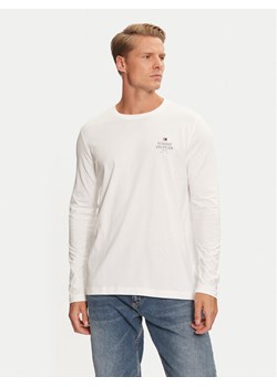 Tommy Hilfiger Longsleeve MW0MW36501 Biały Regular Fit ze sklepu MODIVO w kategorii T-shirty męskie - zdjęcie 181069015