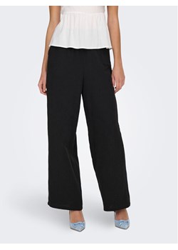 ONLY Spodnie materiałowe Thyra 15296375 Czarny Comfort Fit ze sklepu MODIVO w kategorii Spodnie damskie - zdjęcie 181069407
