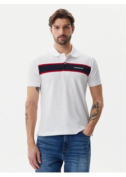 Guess Jeans Polo M5GP29 KCJV1 Biały Regular Fit ze sklepu MODIVO w kategorii T-shirty męskie - zdjęcie 181071009