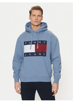 Tommy Jeans Bluza Flag DM0DM21174 Niebieski Regular Fit ze sklepu MODIVO w kategorii Bluzy męskie - zdjęcie 181072005