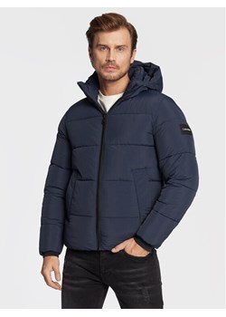 Calvin Klein Kurtka zimowa K10K110336 Granatowy Regular Fit ze sklepu MODIVO w kategorii Kurtki męskie - zdjęcie 181072099