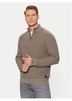 s.Oliver Sweter 2150765 Brązowy Regular Fit ze sklepu MODIVO w kategorii Swetry męskie - zdjęcie 181072517