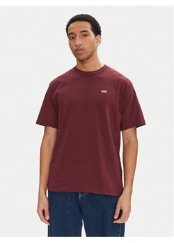 Vans T-Shirt Left Chest II VN000P1P Bordowy Loose Fit ze sklepu MODIVO w kategorii T-shirty męskie - zdjęcie 181072575