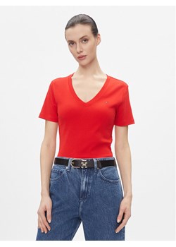 Tommy Hilfiger T-Shirt New Cody WW0WW40584 Czerwony Slim Fit ze sklepu MODIVO w kategorii Bluzki damskie - zdjęcie 181074629