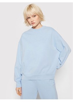 Levi's® Bluza Standard A0886-0019 Błękitny Relaxed Fit ze sklepu MODIVO w kategorii Bluzy damskie - zdjęcie 181074765