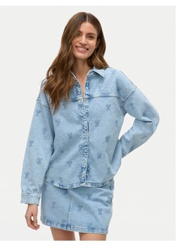 Vero Moda Koszula jeansowa Hayden 10326371 Niebieski Oversize ze sklepu MODIVO w kategorii Koszule damskie - zdjęcie 181075256