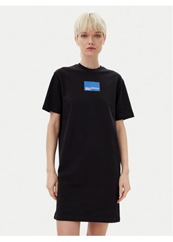 KARL LAGERFELD Sukienka codzienna A2W13028 Czarny Regular Fit ze sklepu MODIVO w kategorii Sukienki - zdjęcie 181075929
