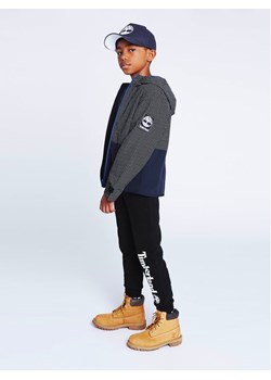 Timberland Wiatrówka T26582 S Granatowy Regular Fit ze sklepu MODIVO w kategorii Kurtki chłopięce - zdjęcie 181076305