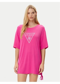 Guess T-Shirt E4GI00 K68D2 Różowy Regular Fit ze sklepu MODIVO w kategorii Bluzki damskie - zdjęcie 181076567