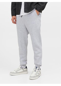 Jack&Jones Spodnie dresowe Gordon 12249274 Szary Regular Fit ze sklepu MODIVO w kategorii Spodnie męskie - zdjęcie 181076965